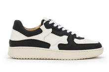 Load image into Gallery viewer, THE SONDER SNEAKERS - White Black