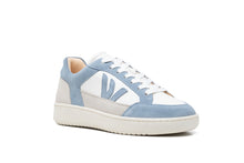 Load image into Gallery viewer, THE WANDERER SNEAKERS - White Blue Sky