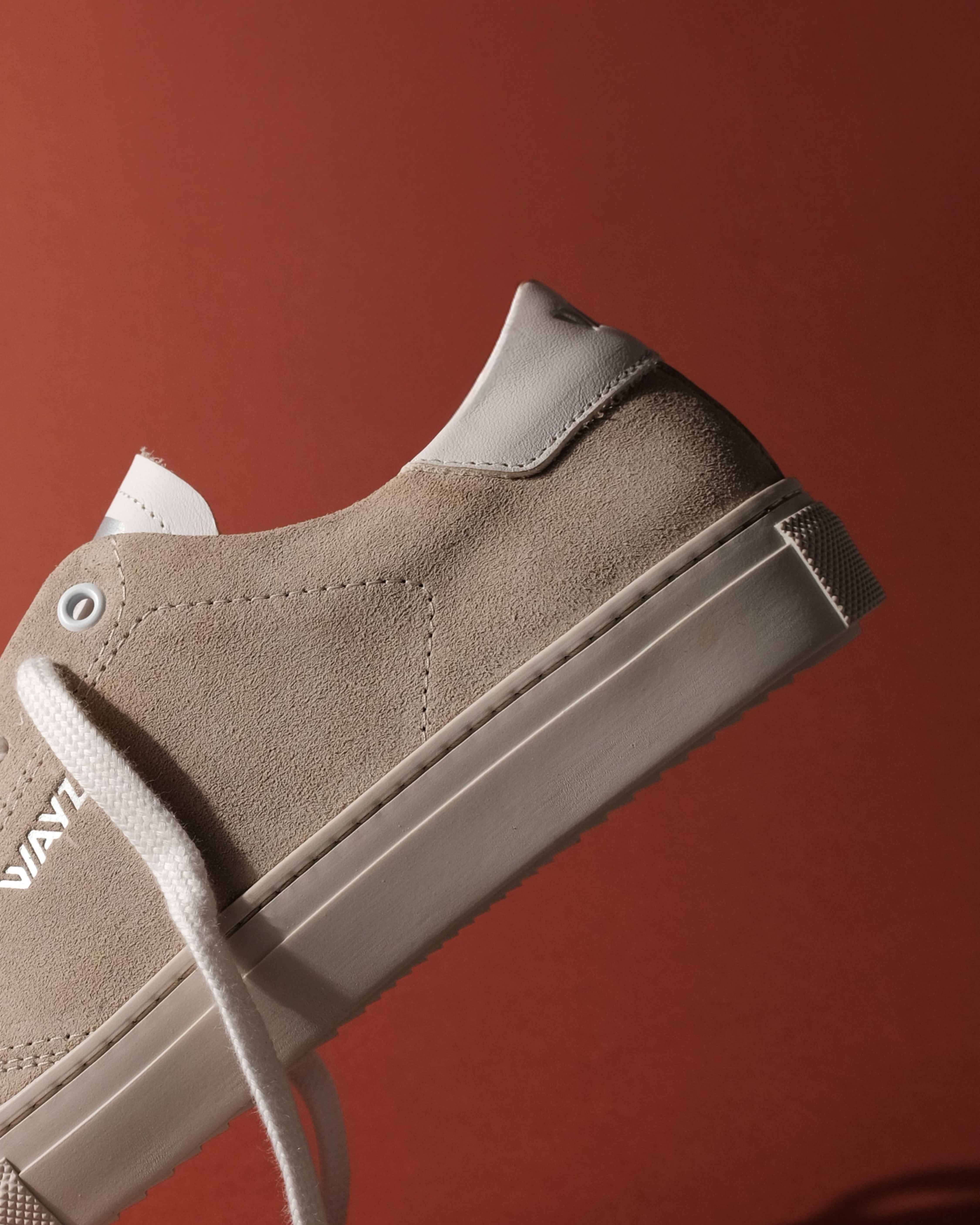 Discover our leather sneakers - The Grit Anthracite Black – Wayz