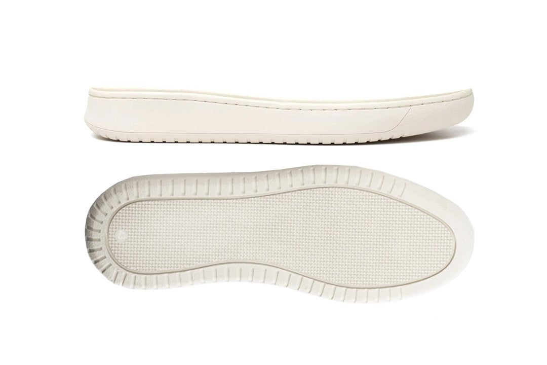 Rubber OUTSOLE - 70% recycled - Wayz Sneakers - ethical sneakers with a humanistic footprint