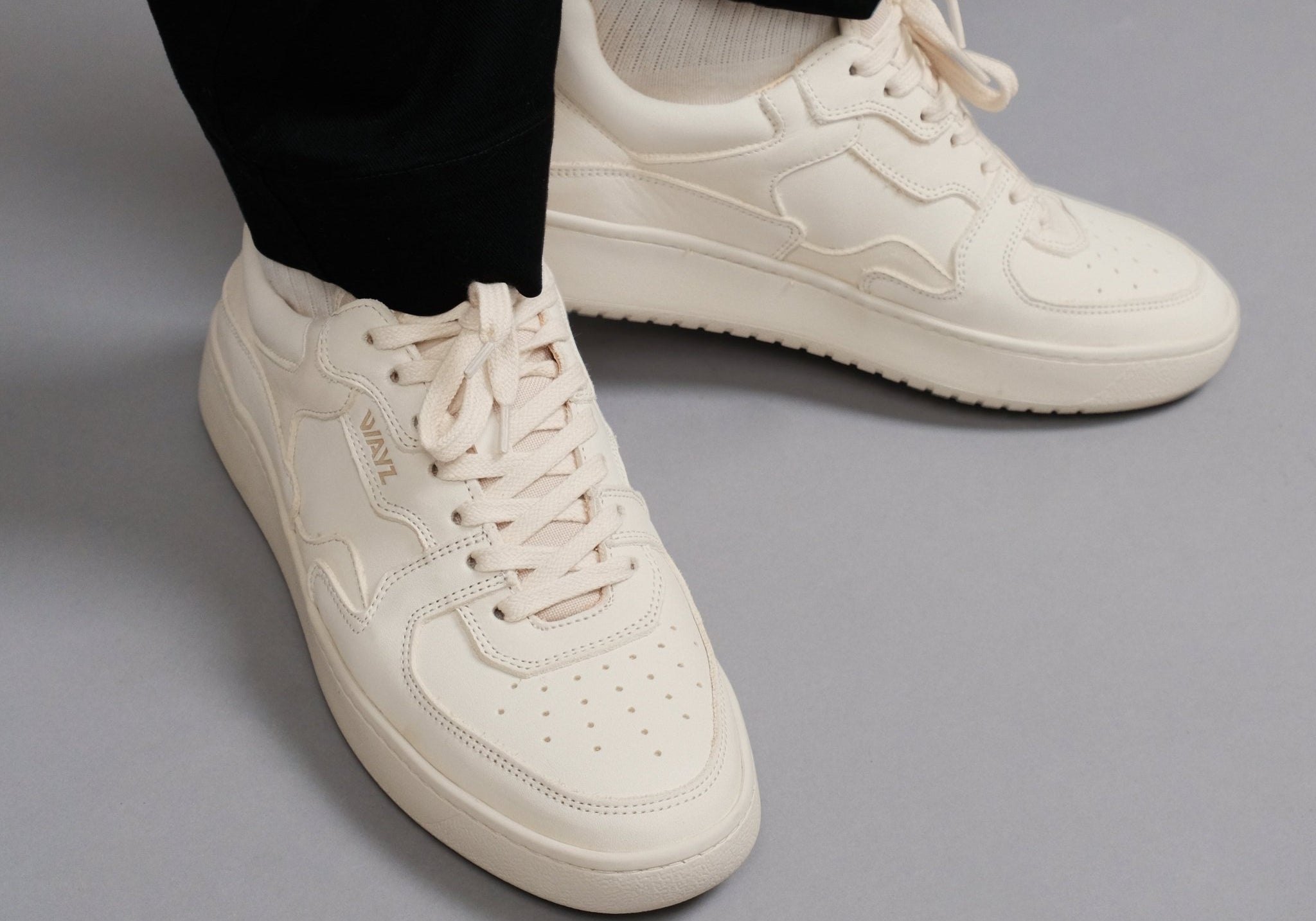 THE SONDER SNEAKERS - Crust Leather - Wayz Sneakers - ethical sneakers with a humanistic footprint